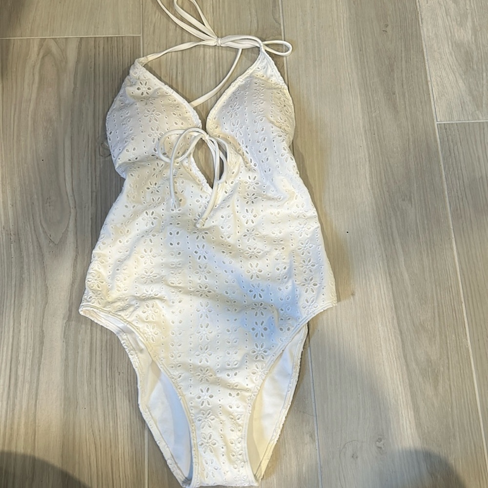 brand new hollister coquette low-back one piece swim suit